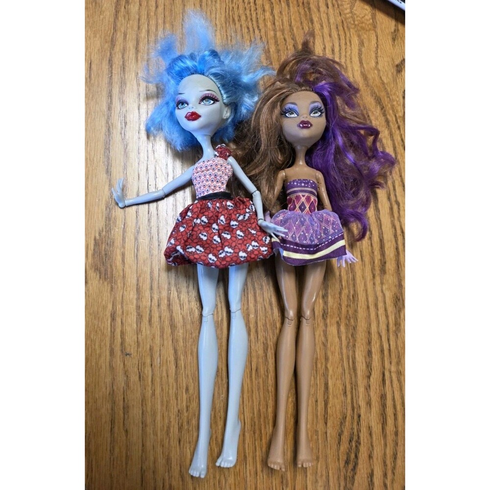 Monster High Lot Ghoulia Yelps & Clawdeen Wolf Dolls Partial Outfits